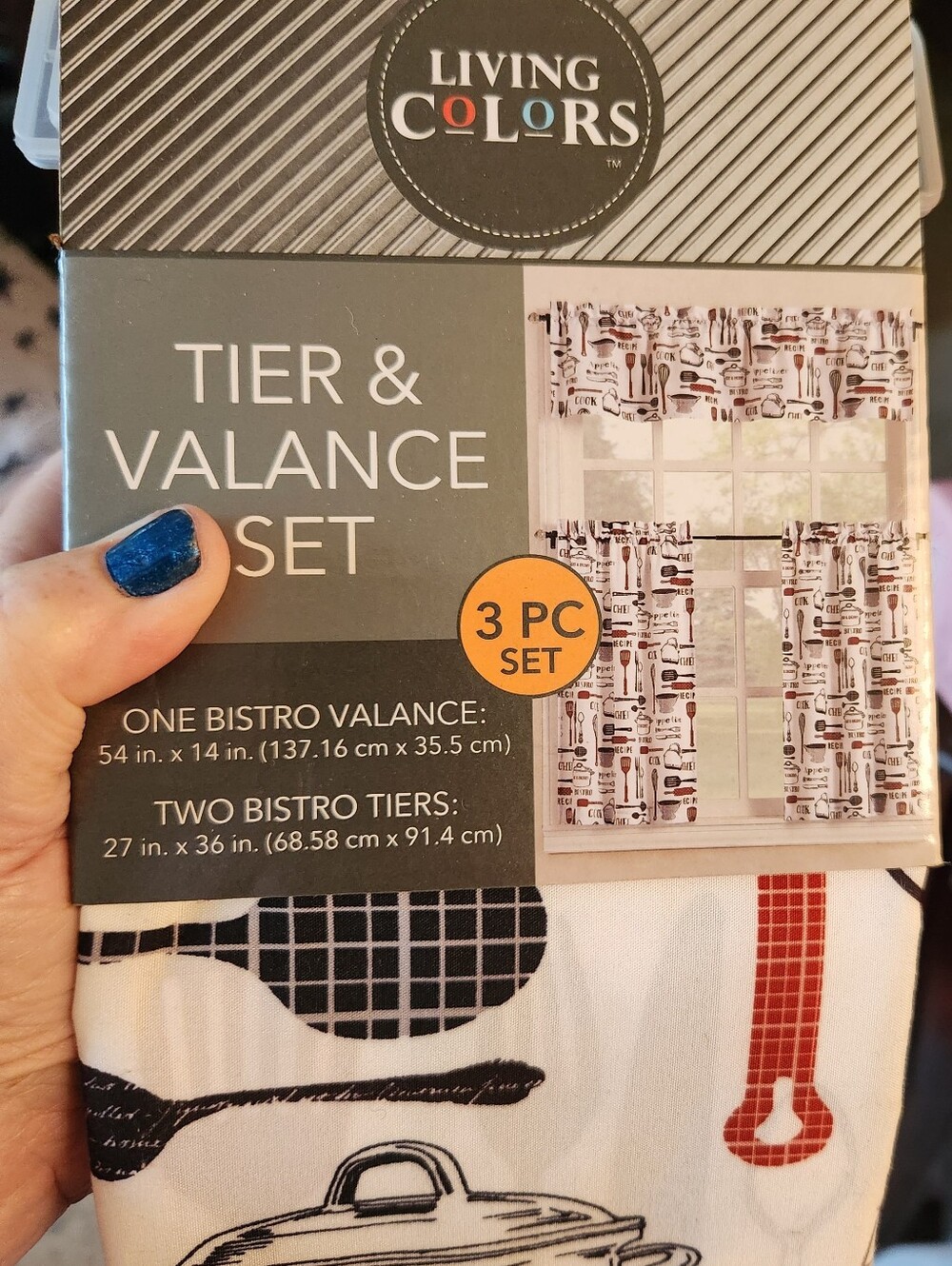 Red and White Tier & Valance Set - 2 Sets ■ New